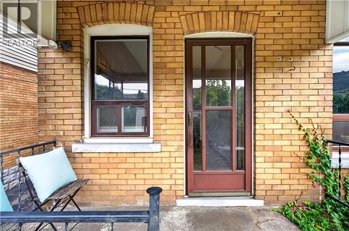 172 Kensington Avenue S, Hamilton, ON - Outdoor With Deck Patio Veranda With Exterior