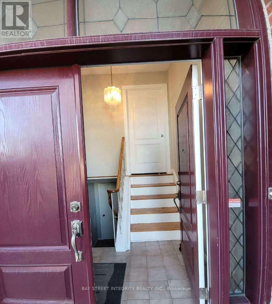 Main - 61 Chartland Boulevard S, Toronto, ON - Indoor Photo Showing Other Room