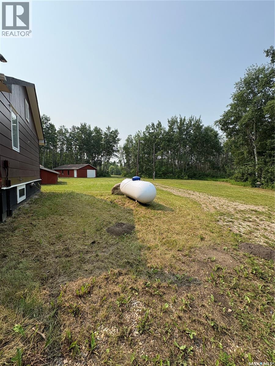 Cawkwell Acreage 2, Kelvington, SK - Outdoor