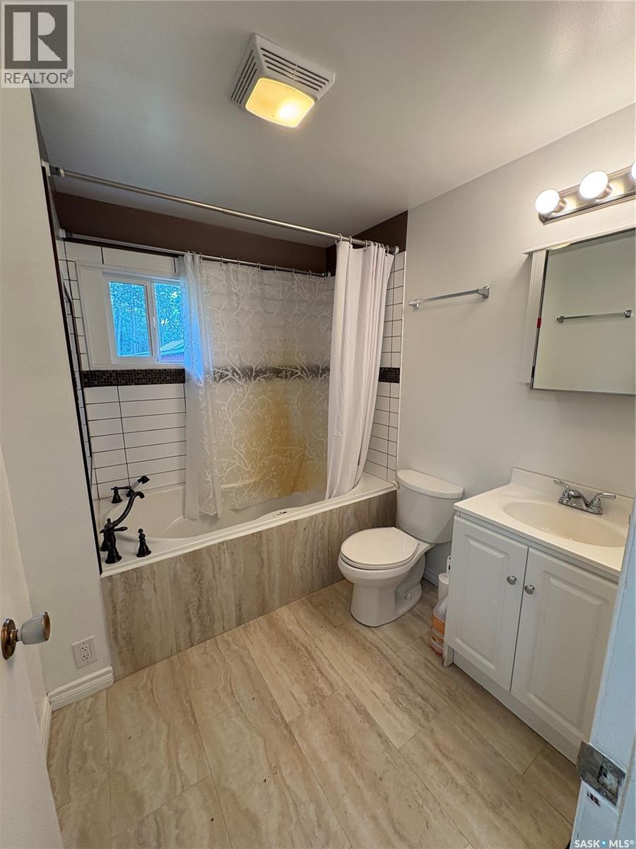 Cawkwell Acreage 2, Kelvington, SK - Indoor Photo Showing Bathroom