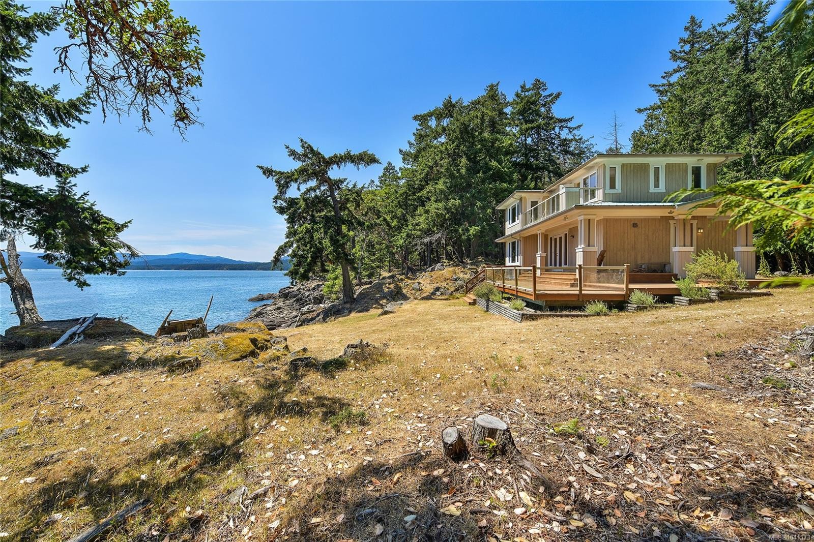 647 Dinner Bay Rd, Mayne Island, BC