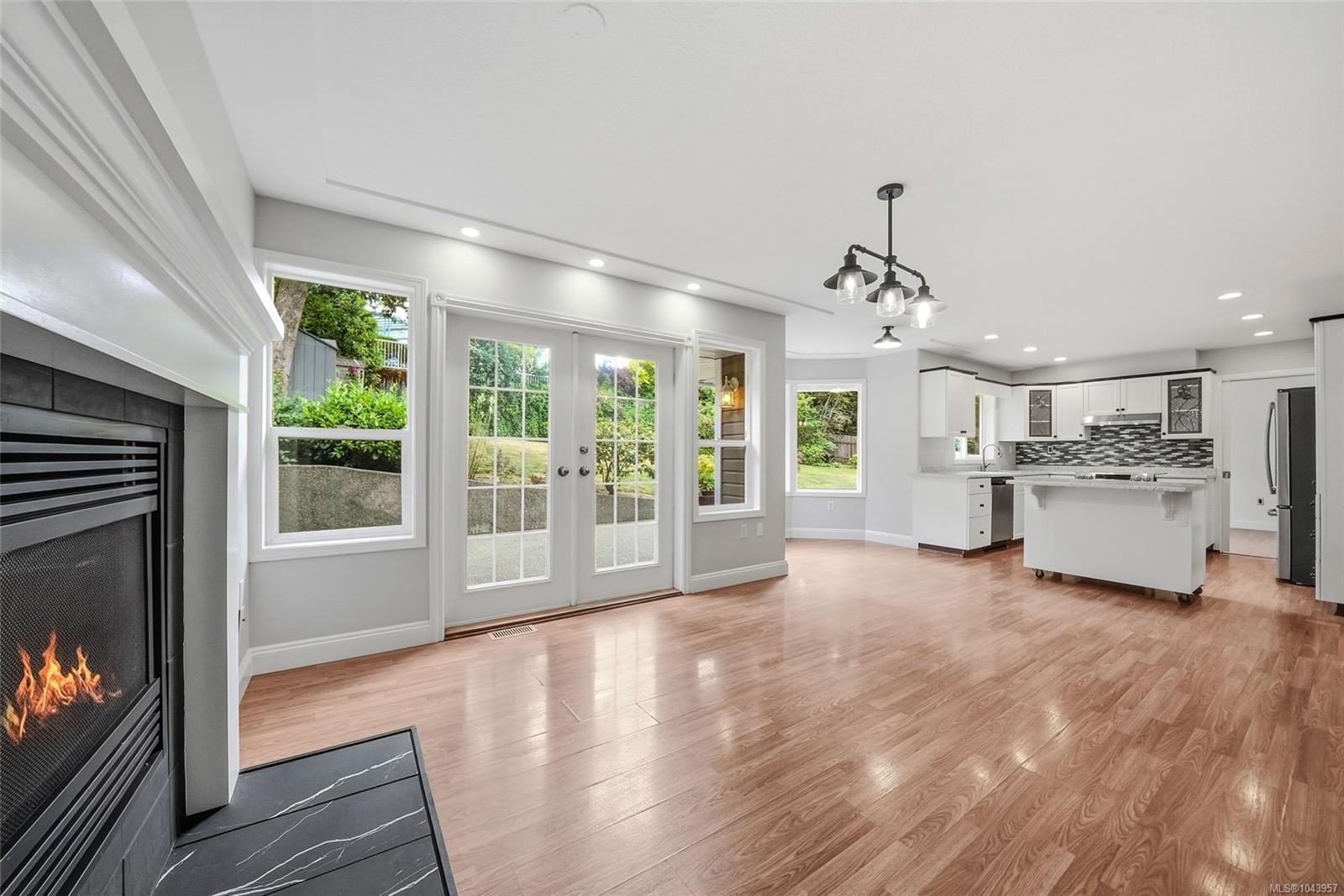 1688 Maple Bay Rd, Duncan, BC