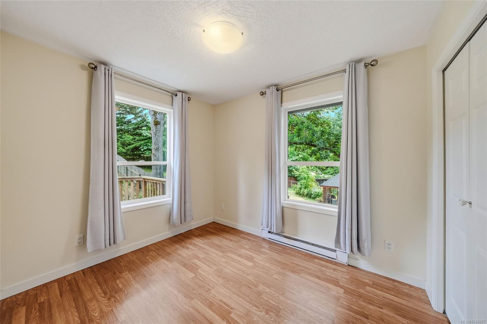 1688 Maple Bay Rd, Duncan, BC