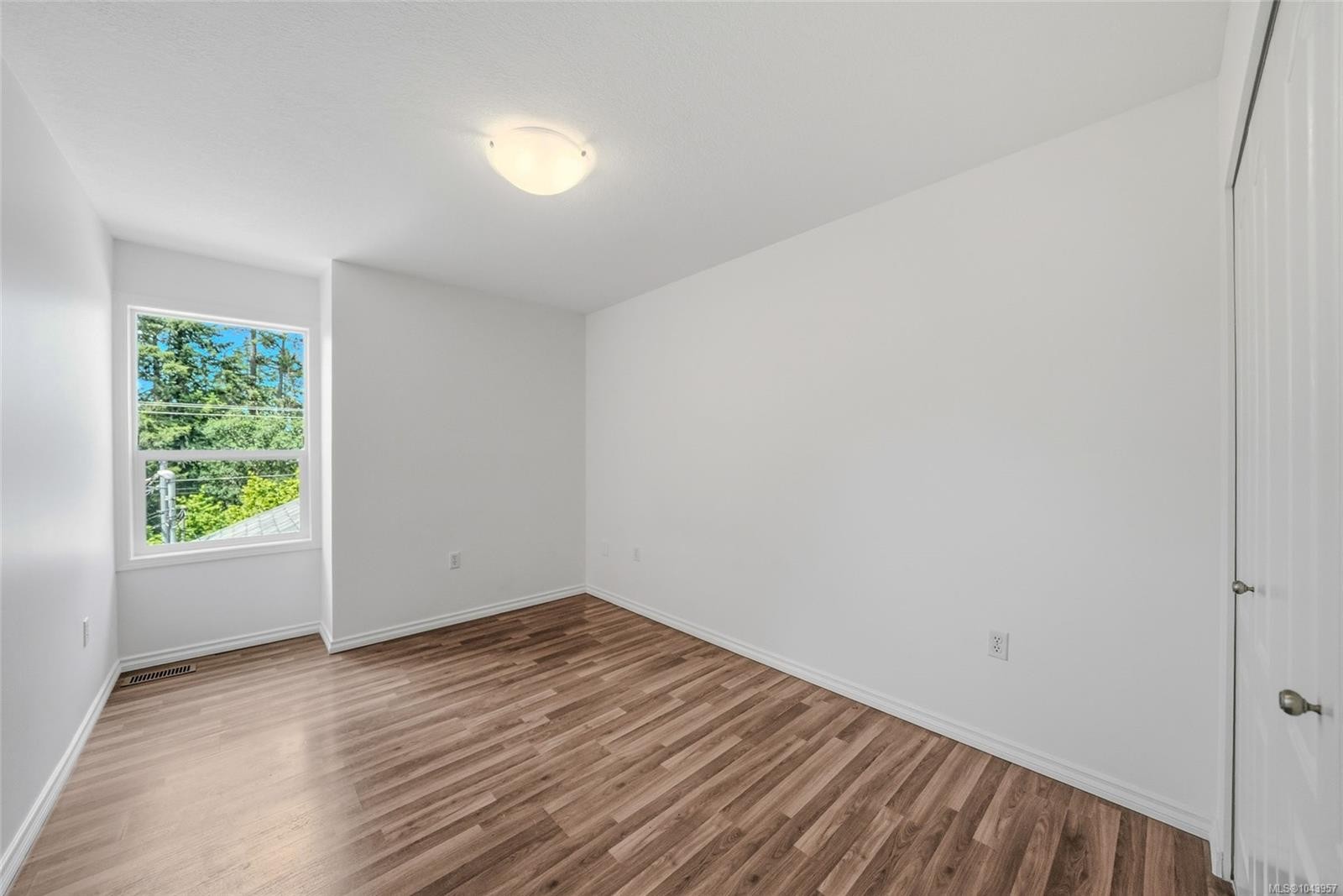 1688 Maple Bay Rd, Duncan, BC