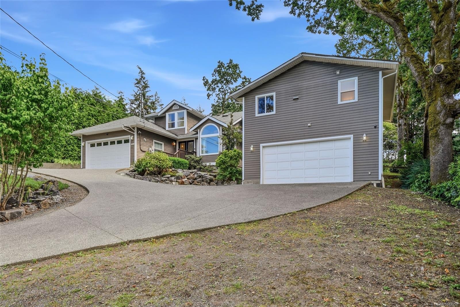 1688 Maple Bay Rd, Duncan, BC