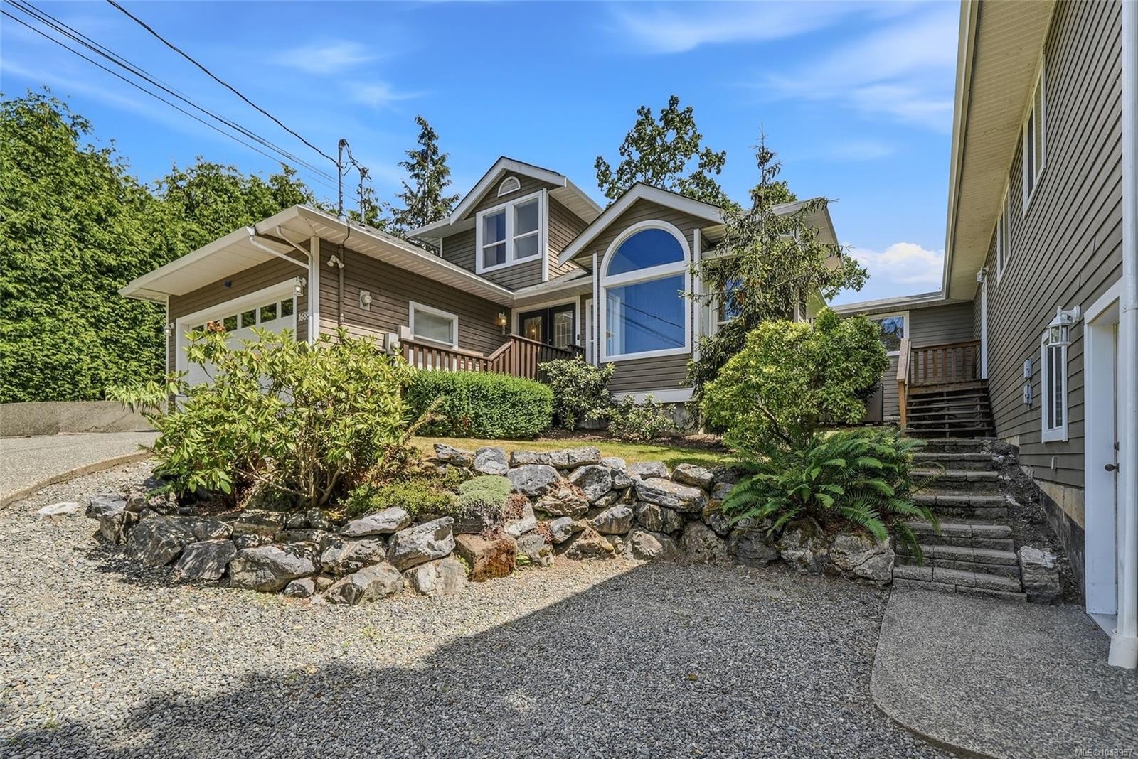 1688 Maple Bay Rd, Duncan, BC