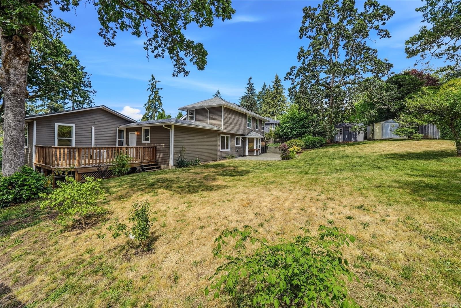1688 Maple Bay Rd, Duncan, BC