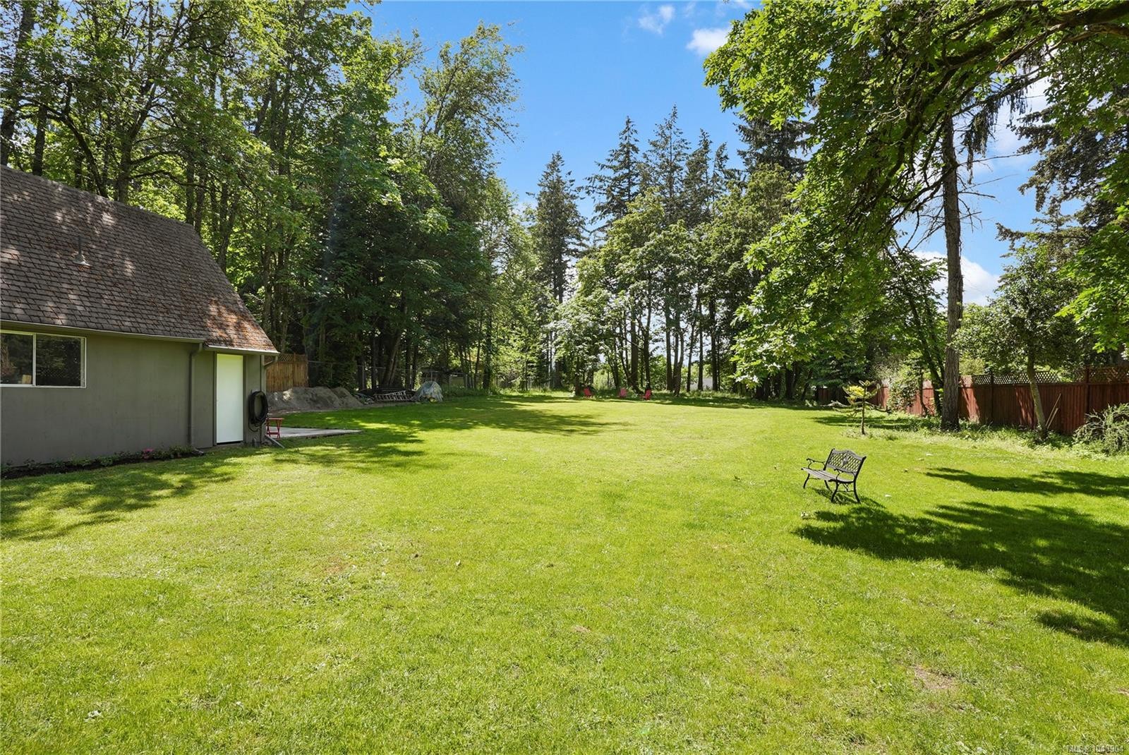 5470 Alderley Rd, Saanich, BC