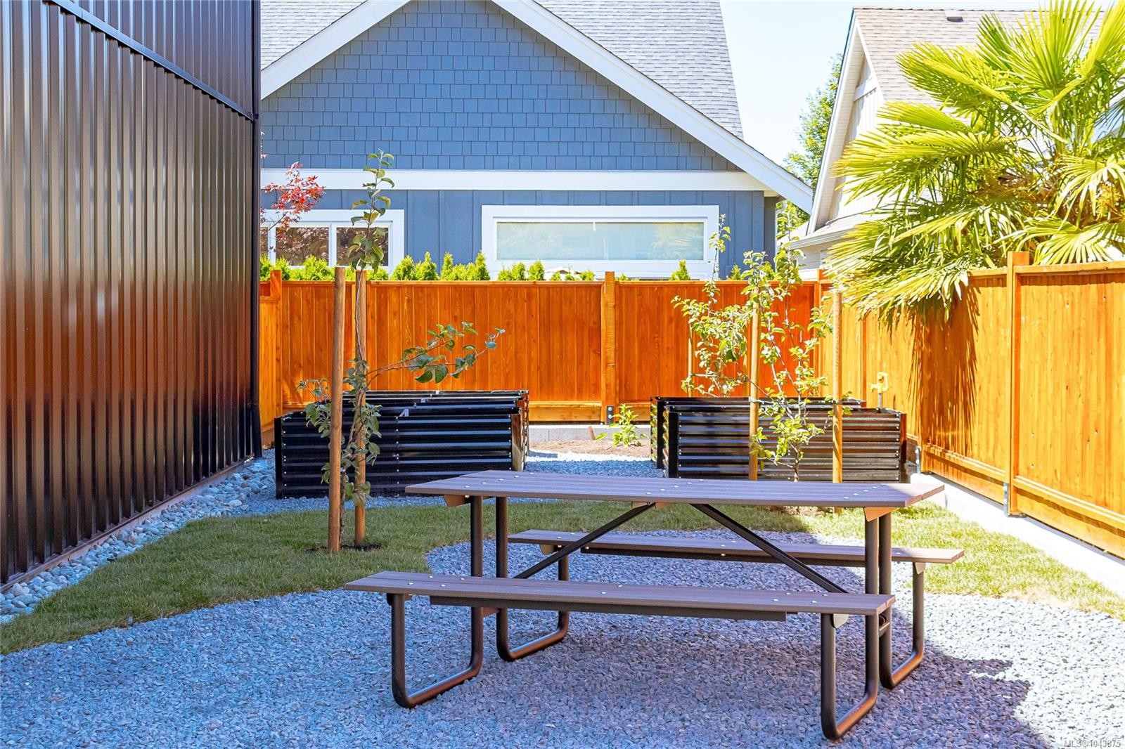 #9-10485 Resthaven Dr, Sidney, BC