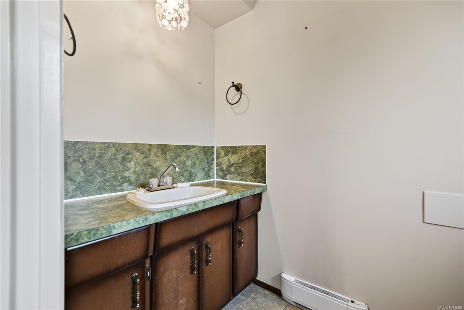 1847 Miracle Beach Dr, Black Creek, BC