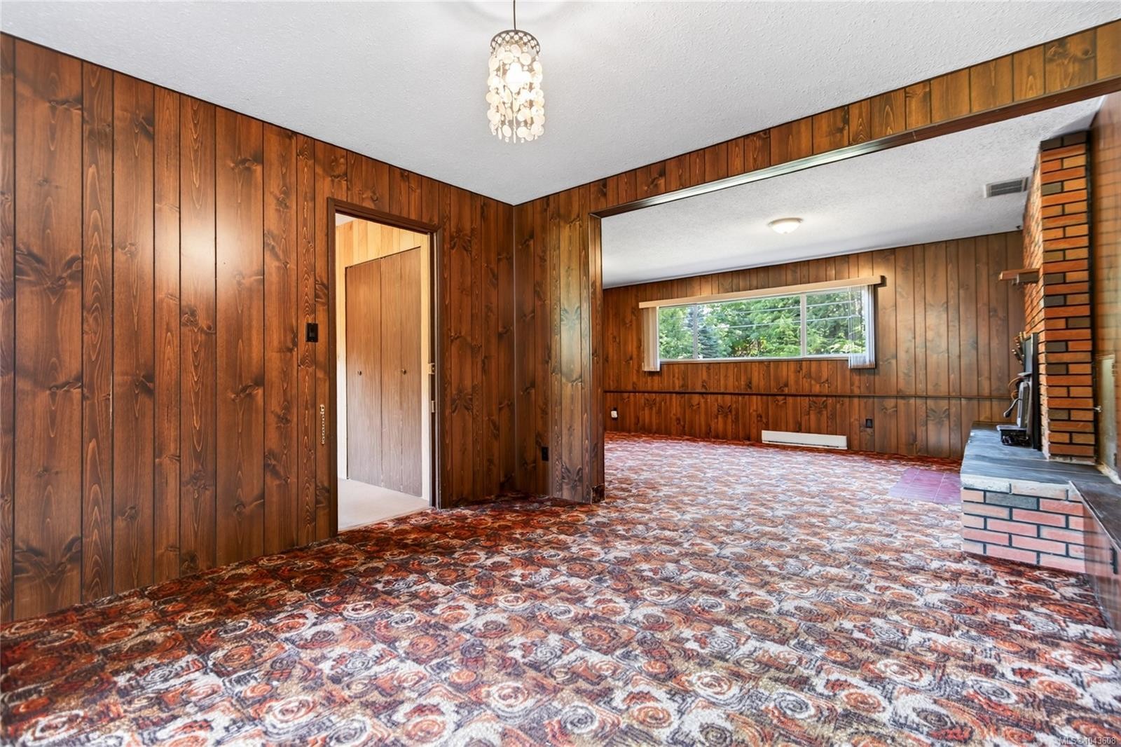 1847 Miracle Beach Dr, Black Creek, BC