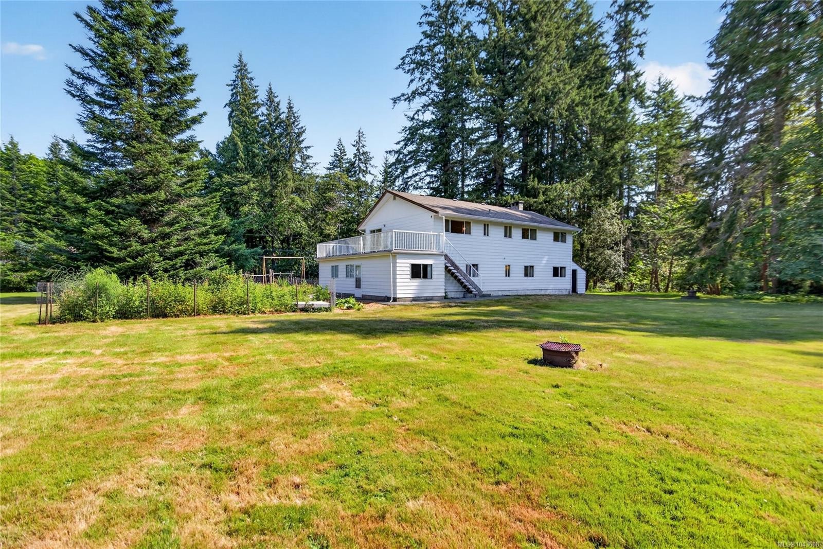 1847 Miracle Beach Dr, Black Creek, BC