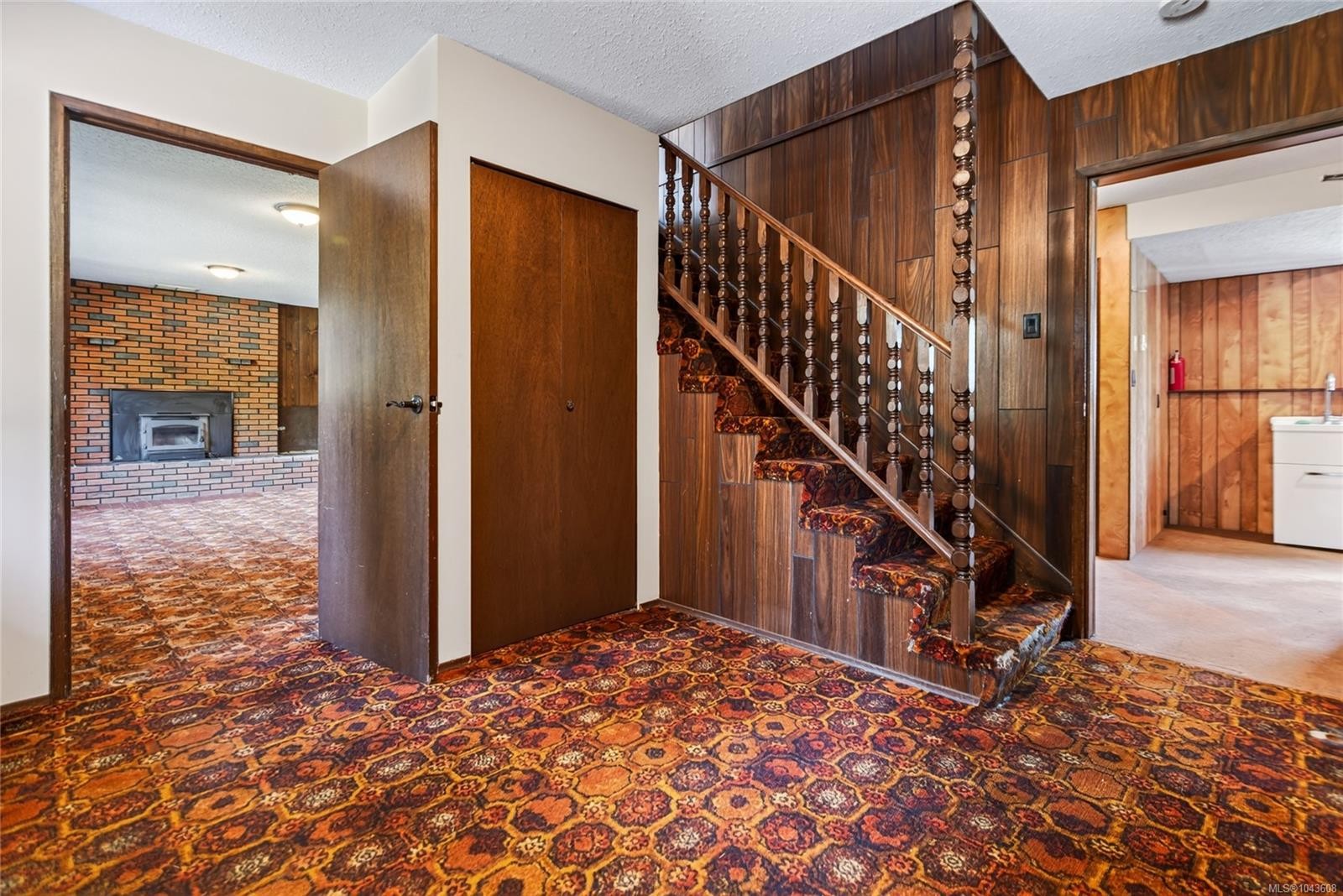 1847 Miracle Beach Dr, Black Creek, BC