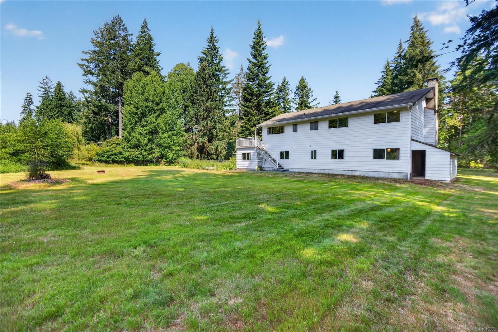 1847 Miracle Beach Dr, Black Creek, BC