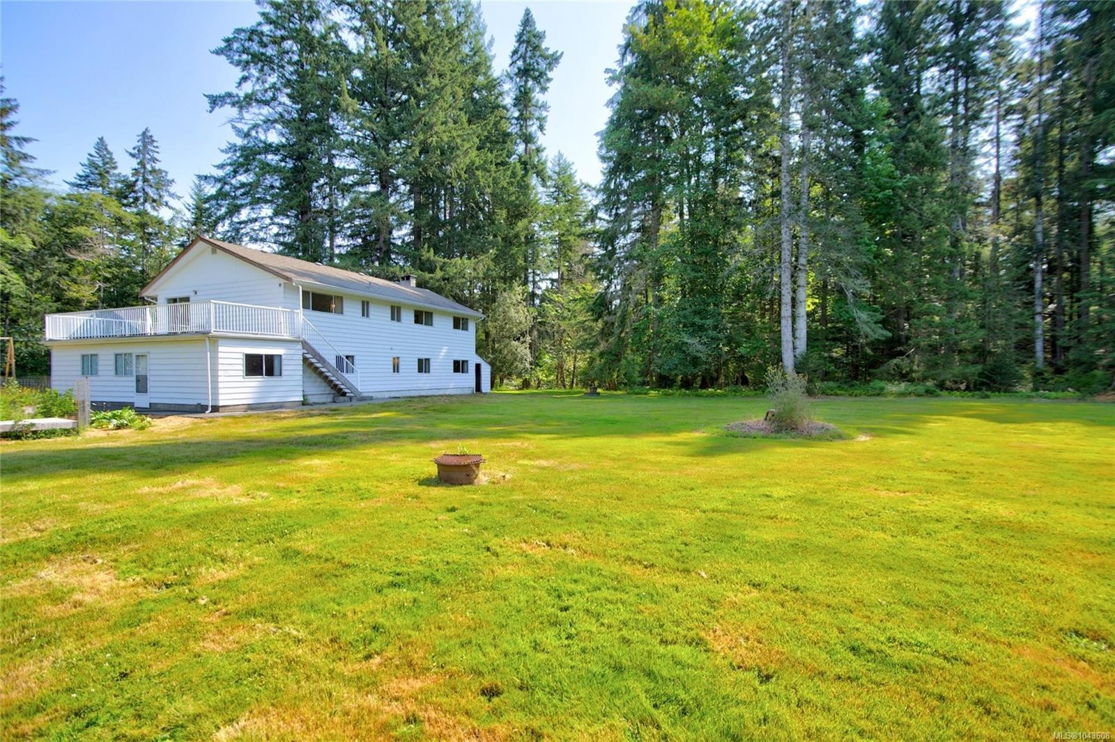 1847 Miracle Beach Dr, Black Creek, BC