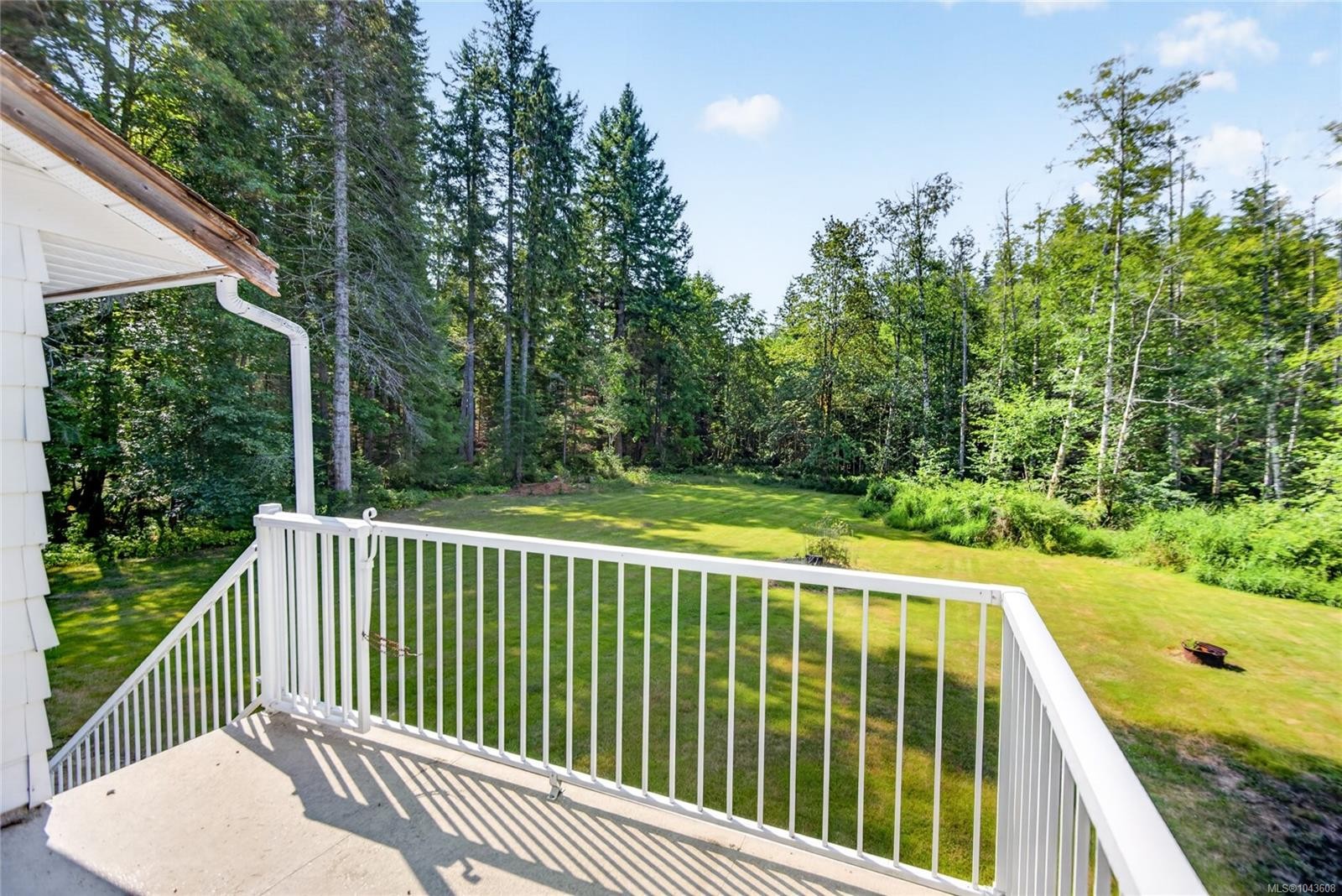 1847 Miracle Beach Dr, Black Creek, BC