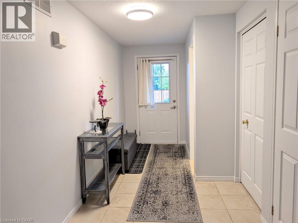 553 Blue Beech Boulevard, Waterloo, ON - Indoor Photo Showing Other Room