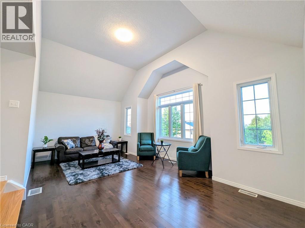 553 Blue Beech Boulevard, Waterloo, ON - Indoor Photo Showing Other Room