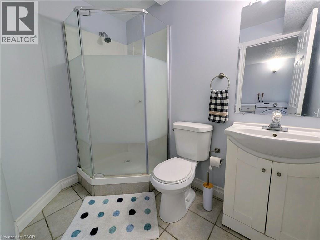 553 Blue Beech Boulevard, Waterloo, ON - Indoor Photo Showing Bathroom