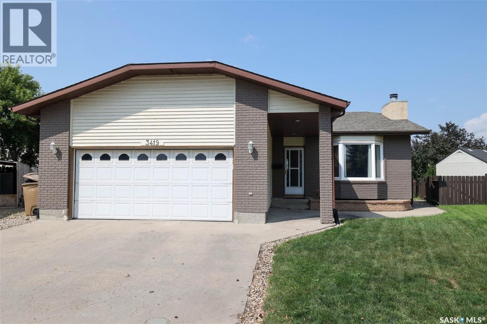3419 Keehr Place E, Regina, SK - Outdoor