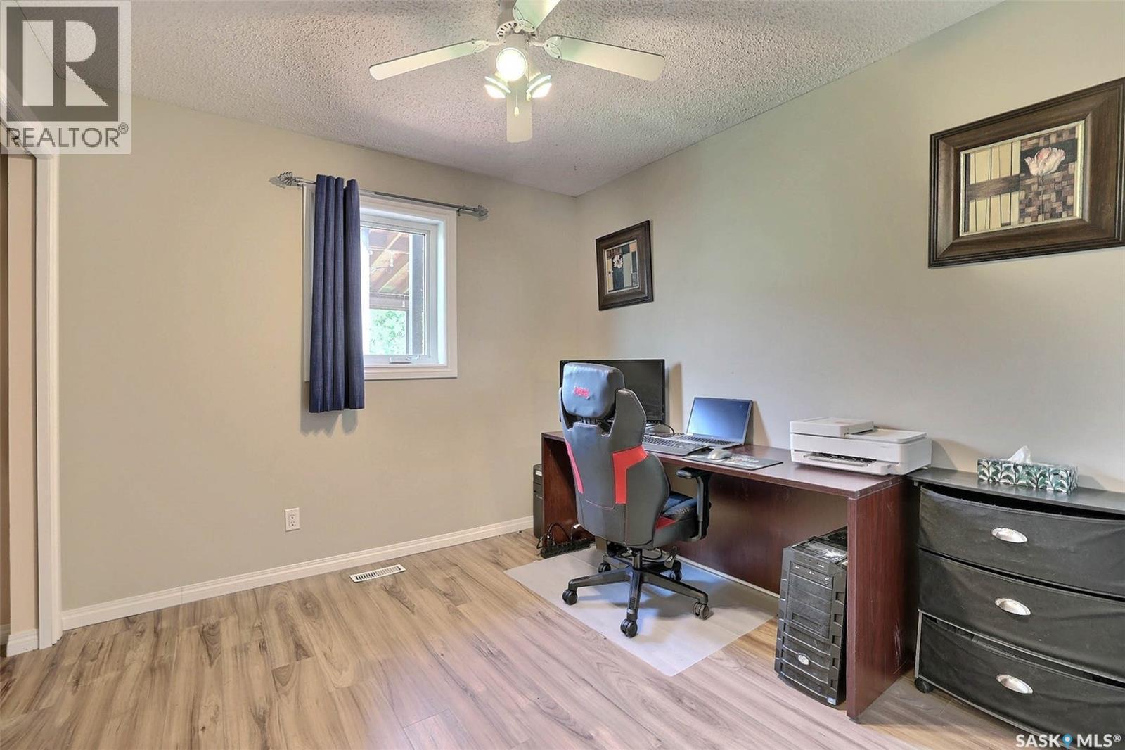 3419 Keehr Place E, Regina, SK - Indoor Photo Showing Office