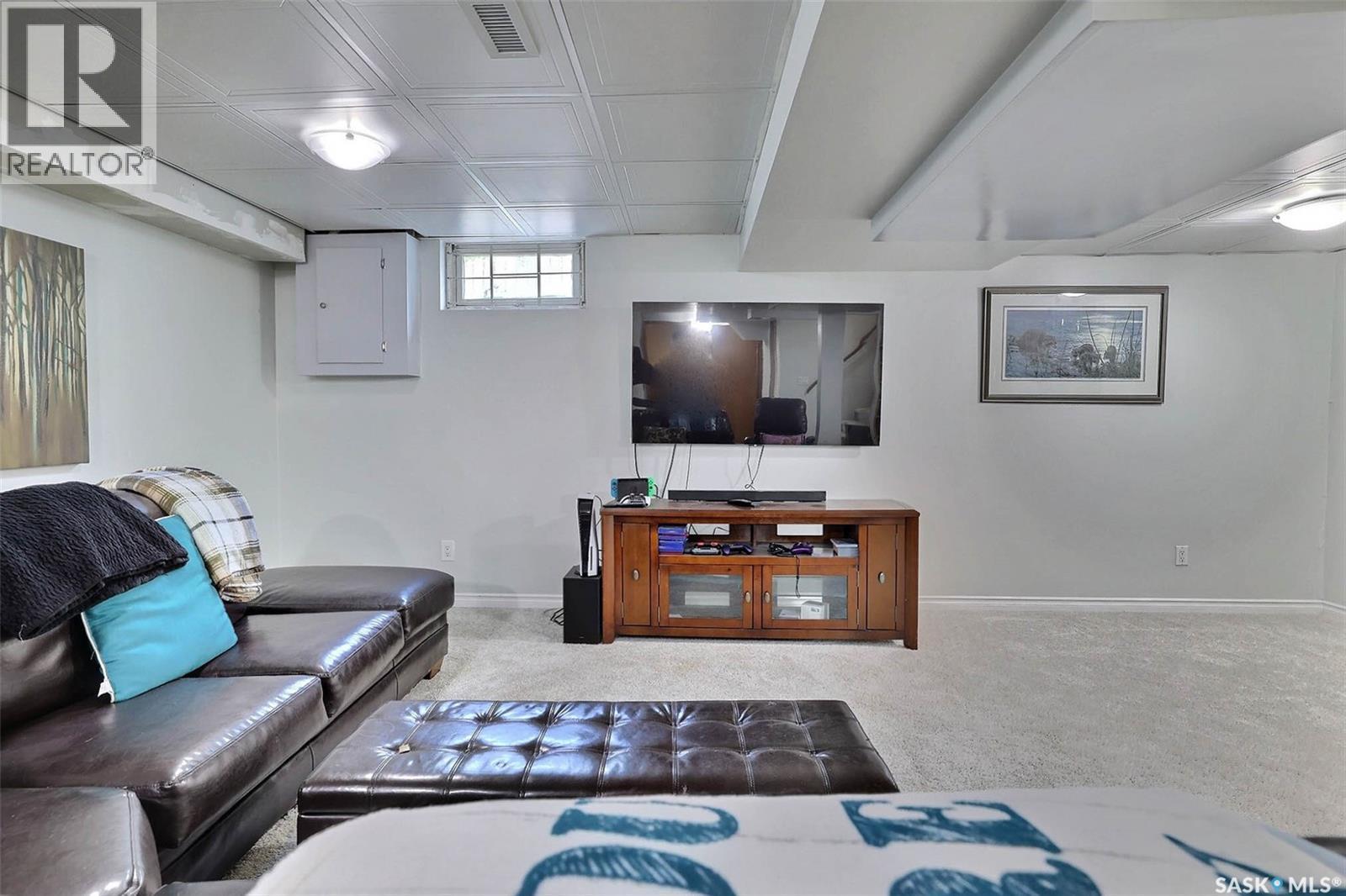 3419 Keehr Place E, Regina, SK - Indoor