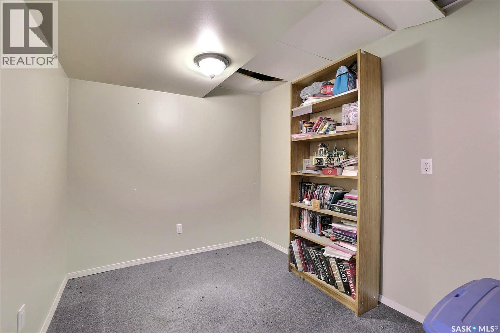 3419 Keehr Place E, Regina, SK - Indoor Photo Showing Other Room