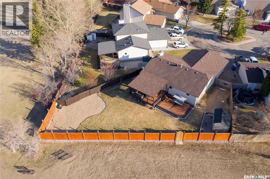 3419 Keehr Place E, Regina, SK - Outdoor