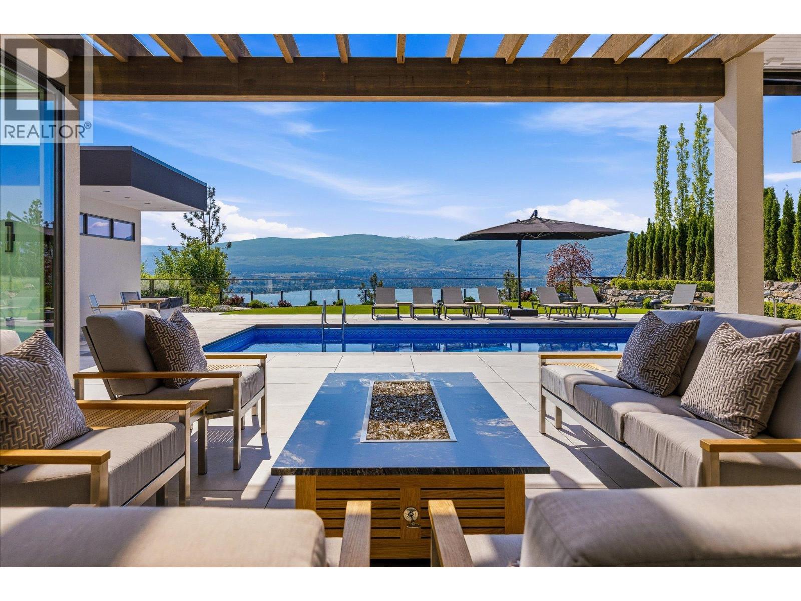 2463 Thacker Drive, West Kelowna, BC - Outdoor With In Ground Pool