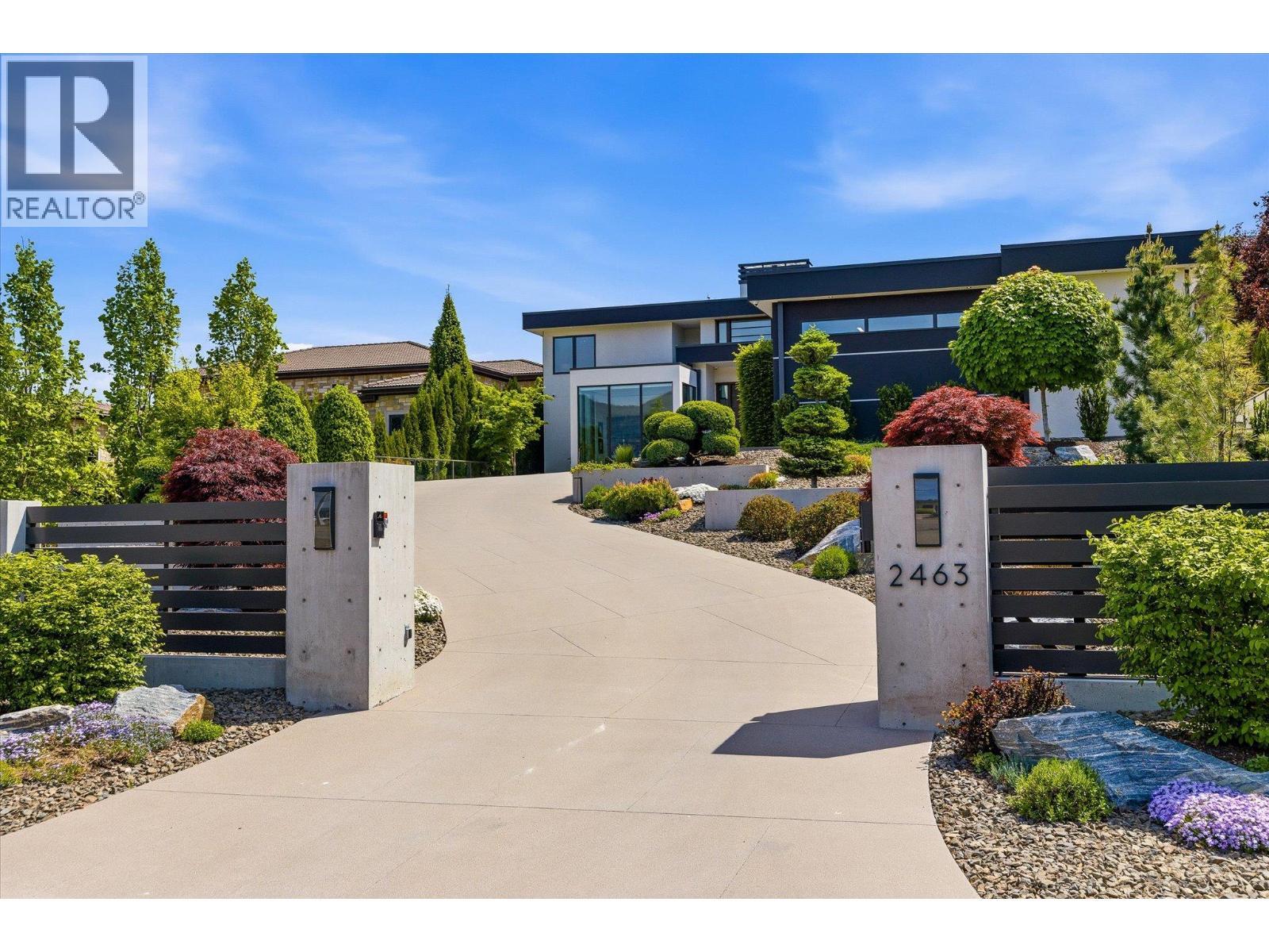 2463 Thacker Drive, West Kelowna, BC - Outdoor