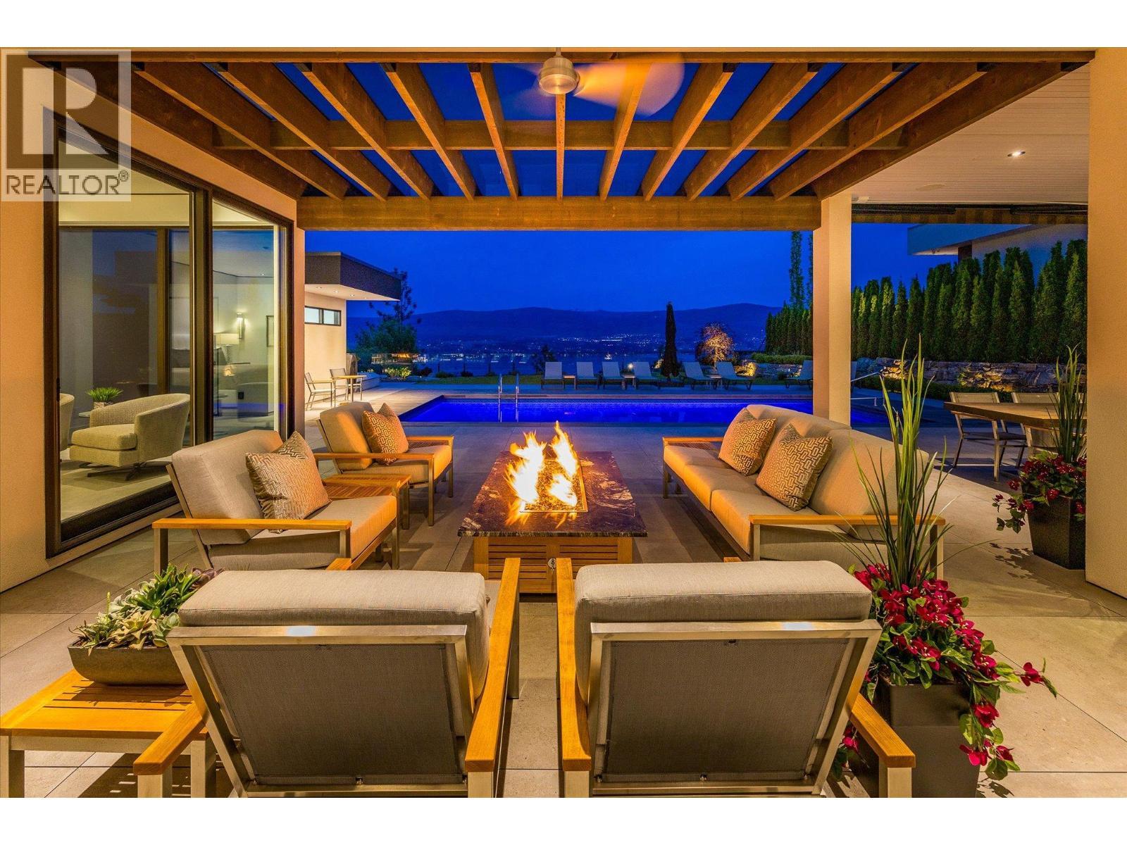 2463 Thacker Drive, West Kelowna, BC -