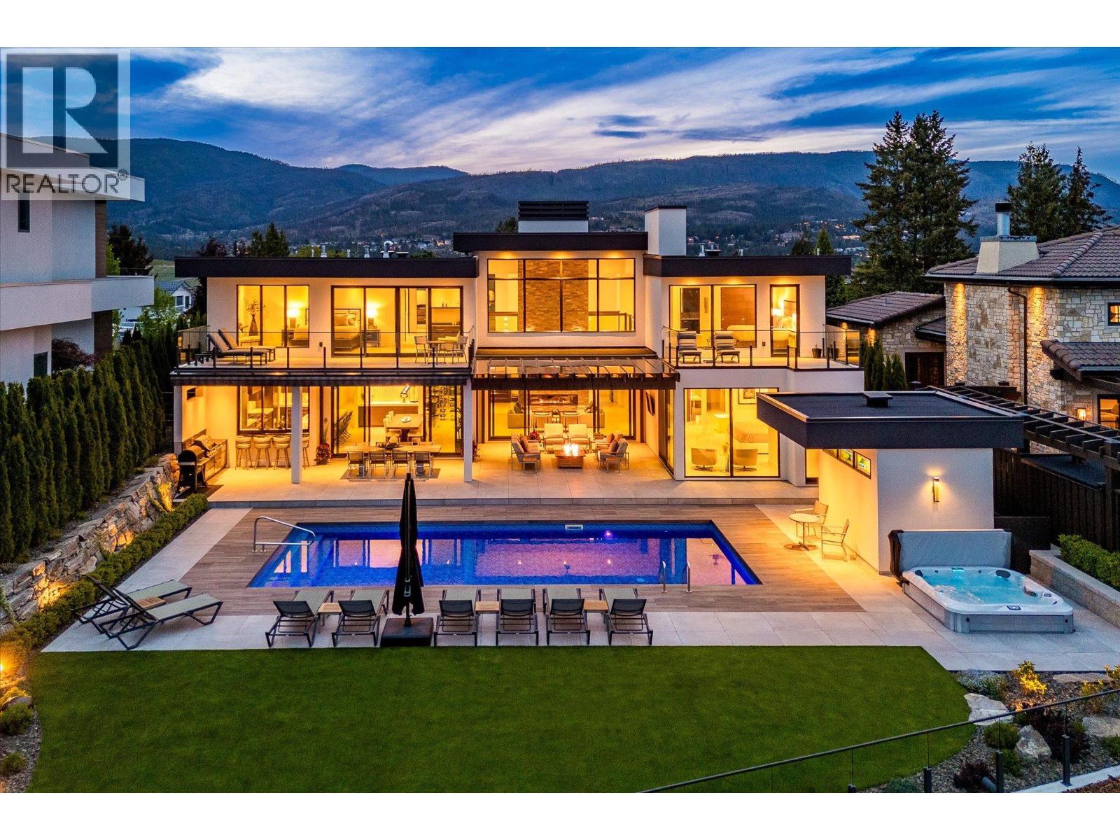 2463 Thacker Drive, West Kelowna, BC - Outdoor With In Ground Pool