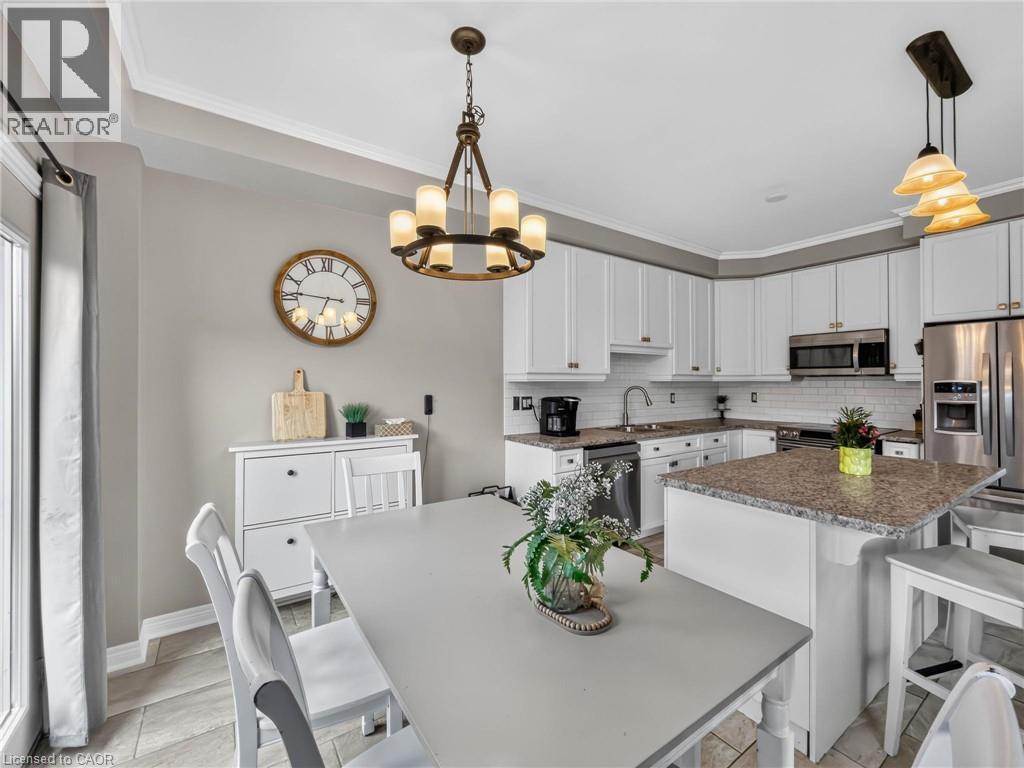 3 Hitching Post Ridge, Binbrook, ON - Indoor
