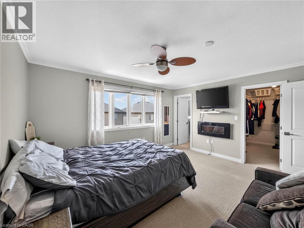 3 Hitching Post Ridge, Binbrook, ON - Indoor Photo Showing Bedroom