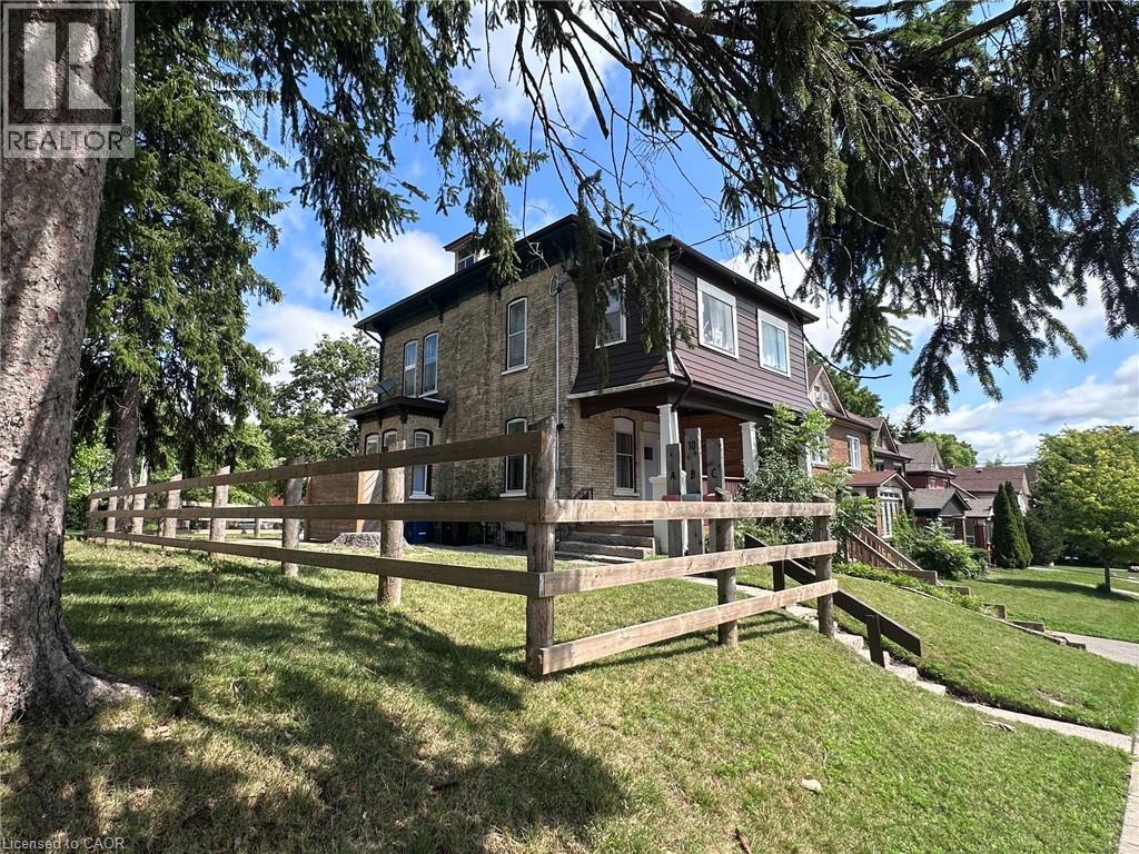 10 Shanley Street, Kitchener, ON - Outdoor