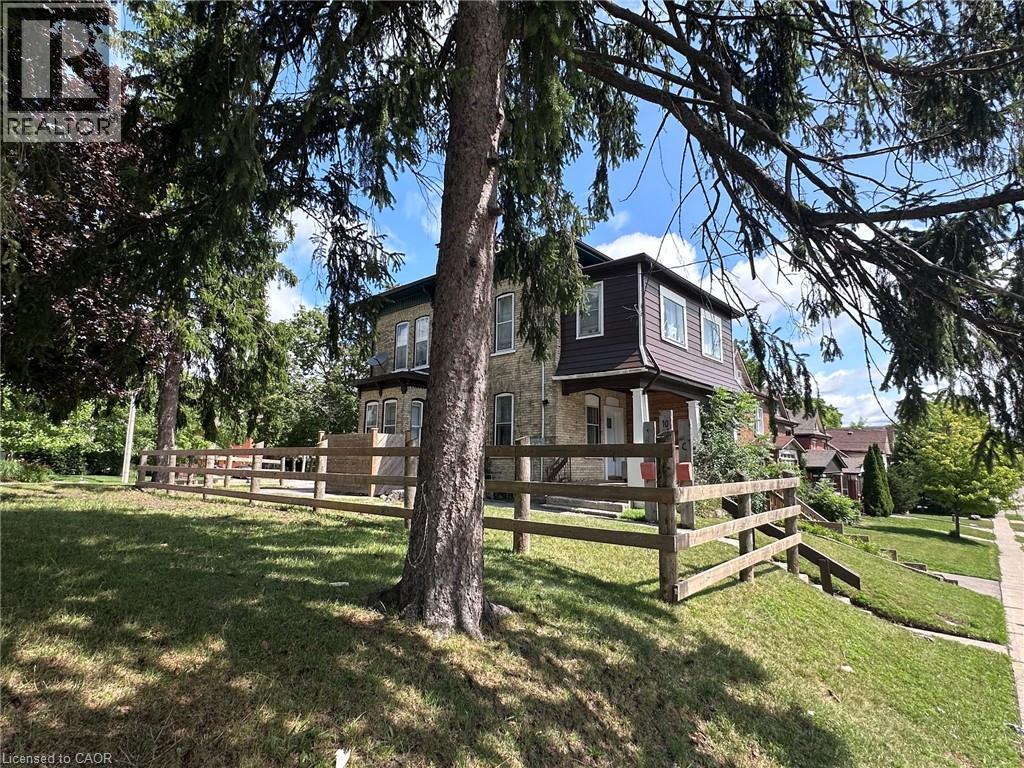 10 Shanley Street, Kitchener, ON - Outdoor