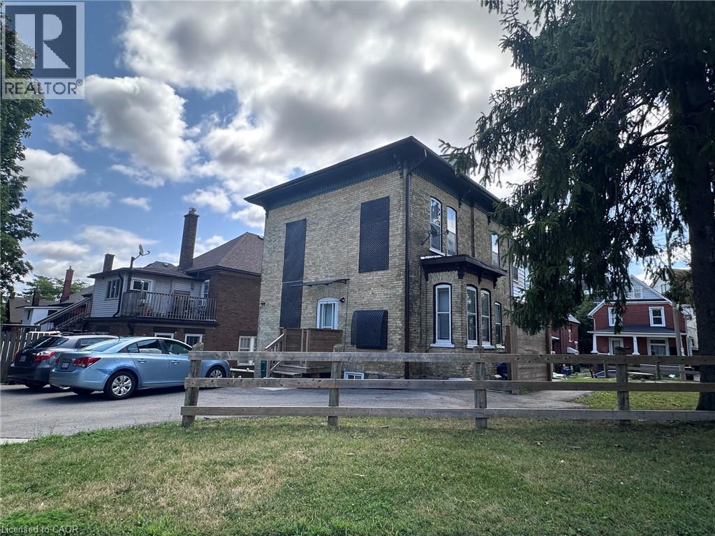 10 Shanley Street, Kitchener, ON - Outdoor With Facade