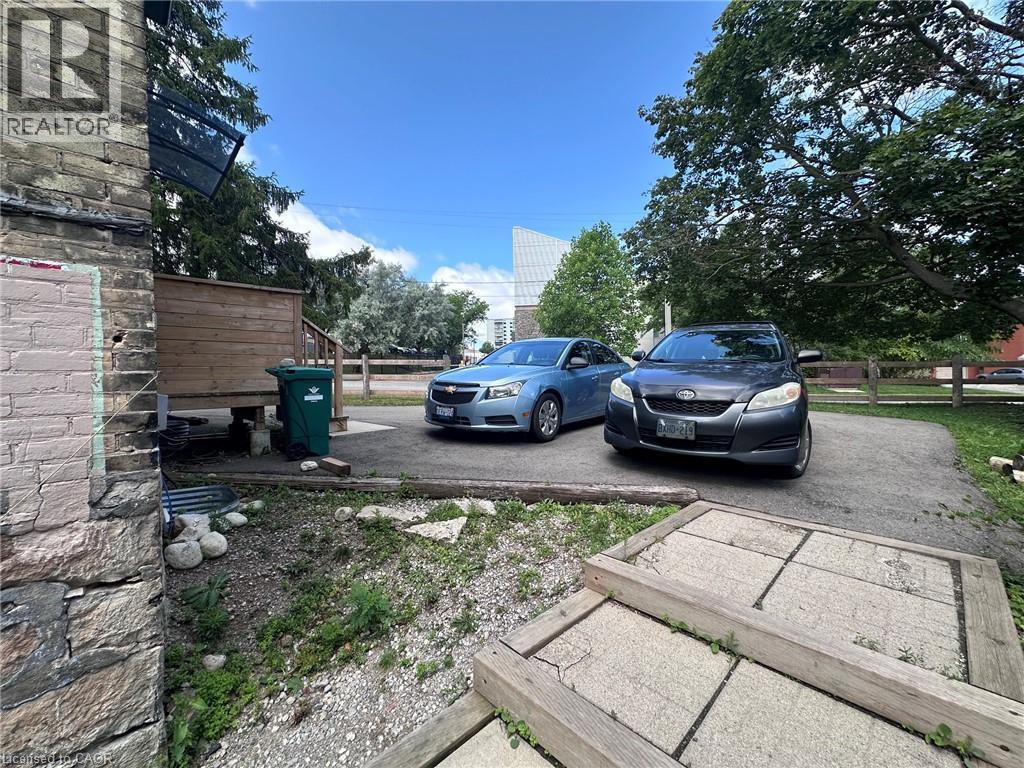 10 Shanley Street, Kitchener, ON - Outdoor