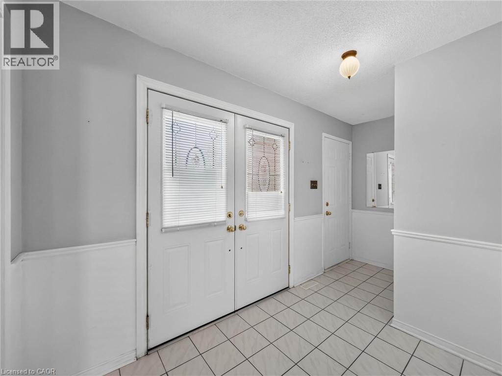 60 Attwood Drive, Cambridge, ON - Indoor Photo Showing Other Room