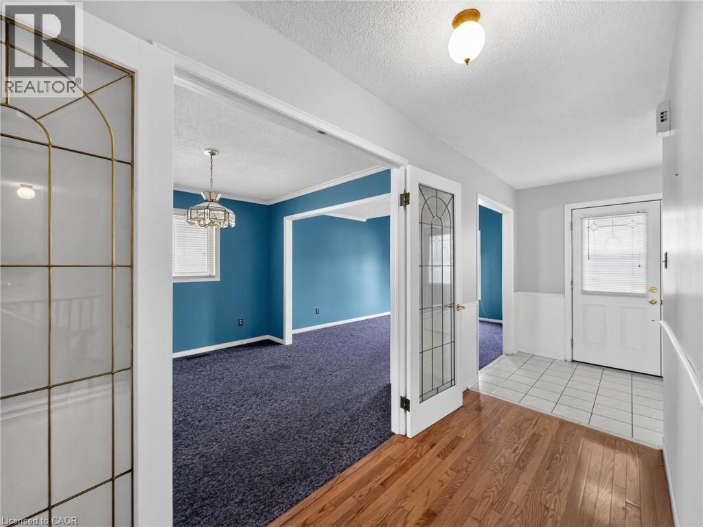 60 Attwood Drive, Cambridge, ON - Indoor Photo Showing Other Room