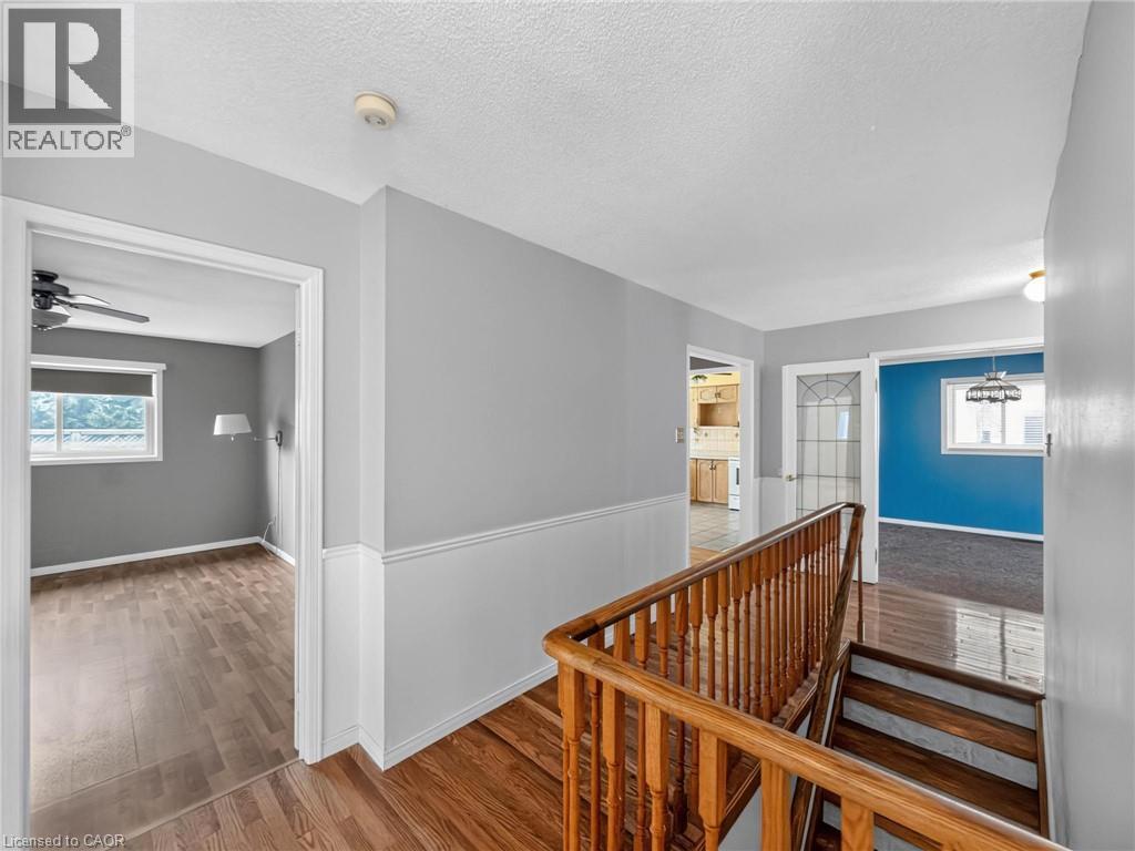60 Attwood Drive, Cambridge, ON - Indoor Photo Showing Other Room