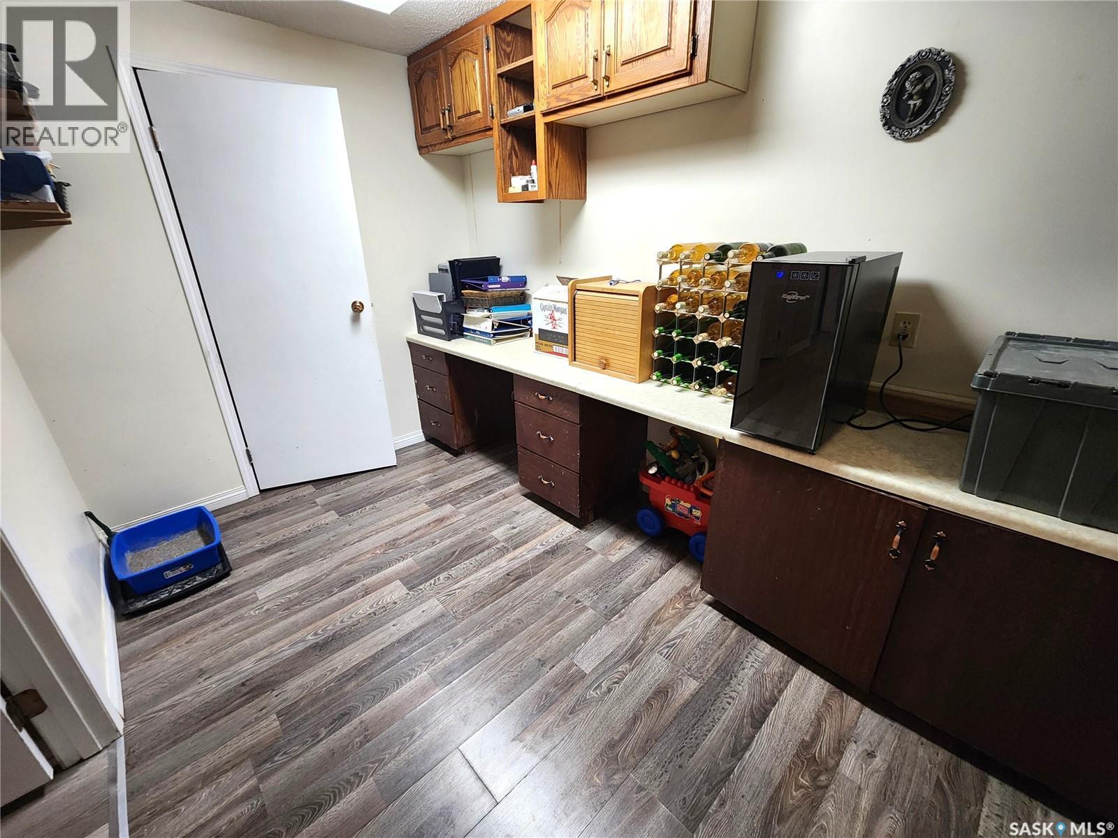 808 Assiniboia Avenue, Stoughton, SK - Indoor