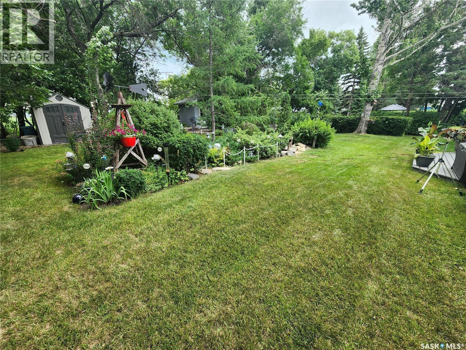 808 Assiniboia Avenue, Stoughton, SK - Outdoor