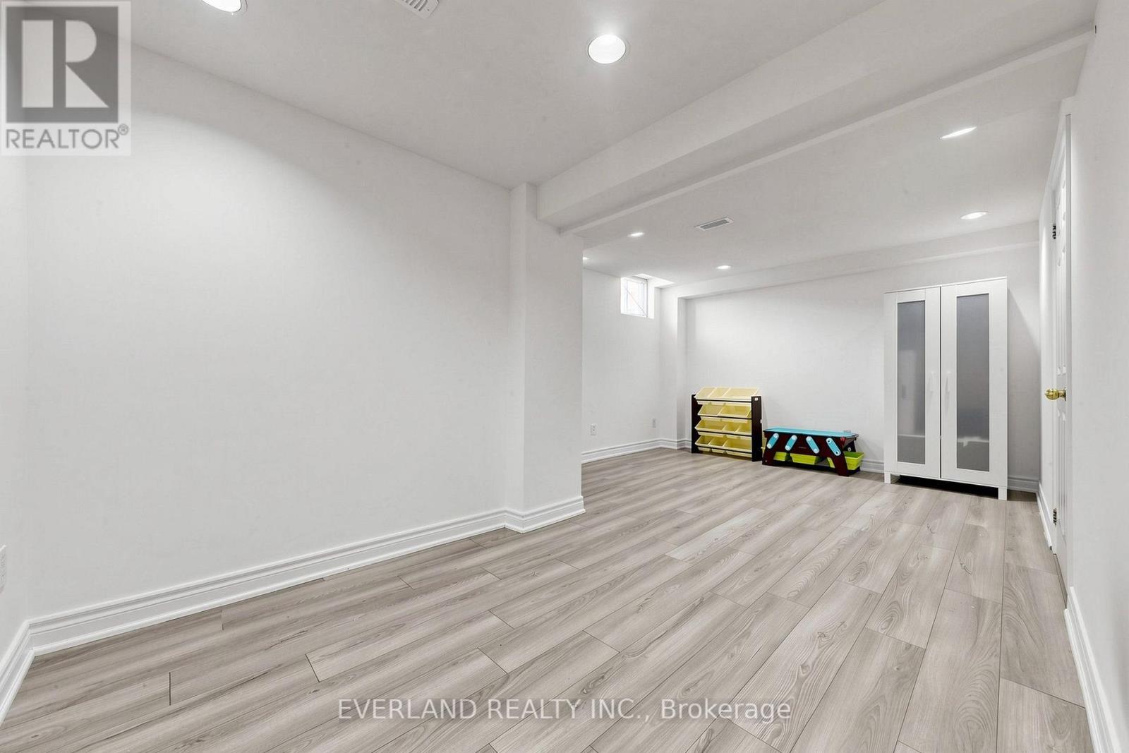 5588 Highbank Road, Mississauga, ON - Indoor Photo Showing Other Room