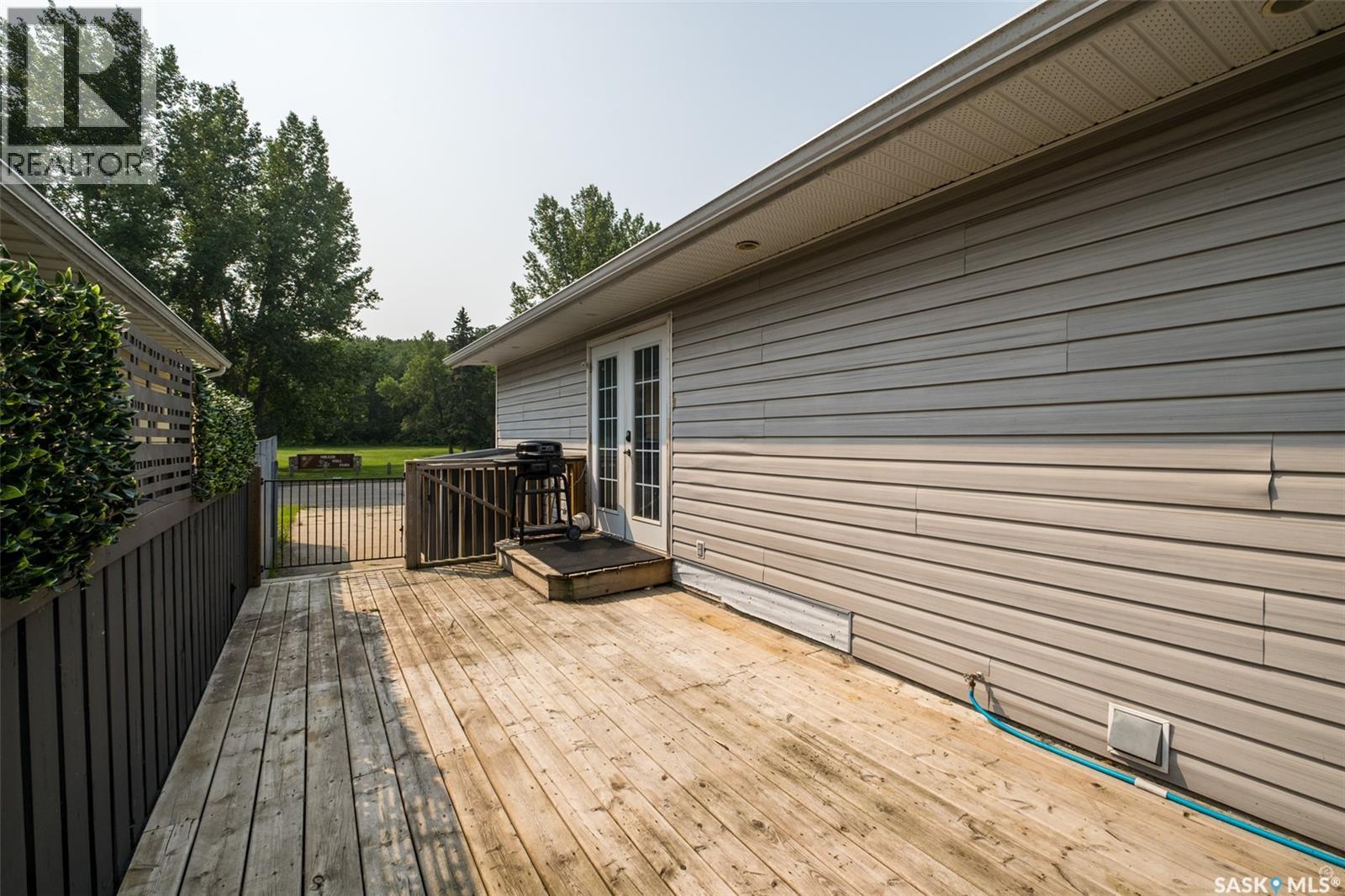 209 Macdowall Crescent, Prince Albert, SK - Outdoor With Deck Patio Veranda With Exterior