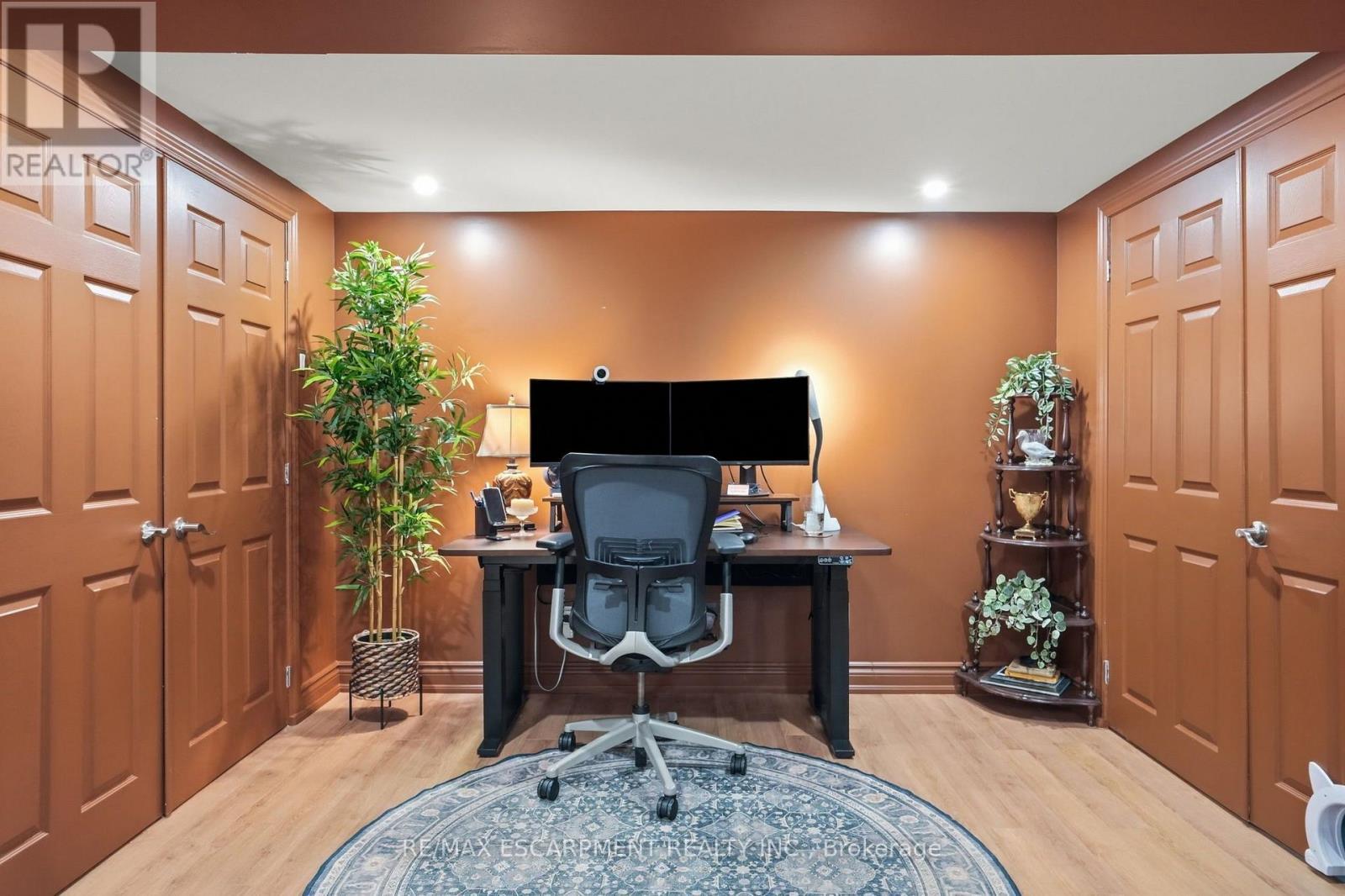 2 Jameson Drive, Hamilton, ON - Indoor Photo Showing Office