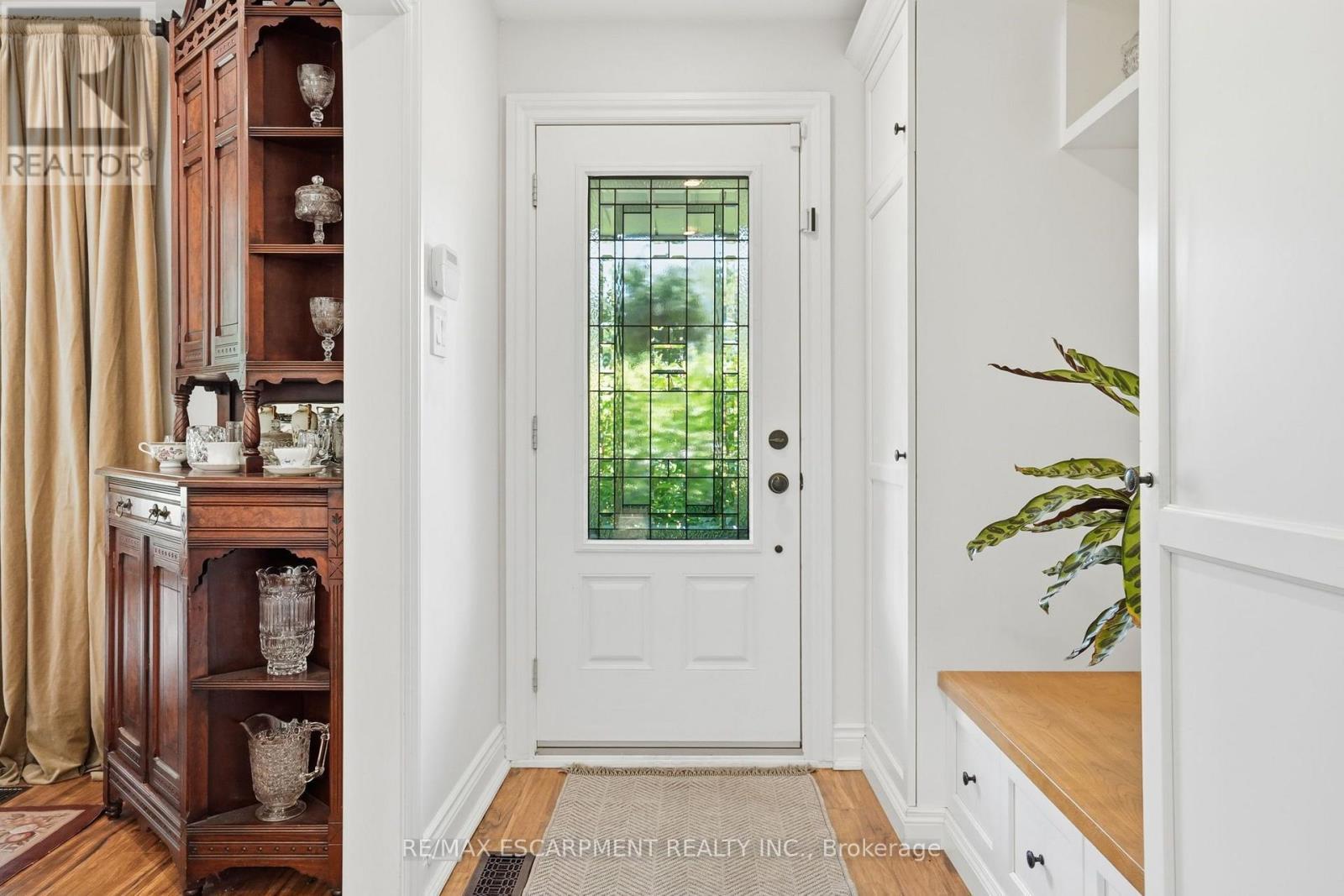 2 Jameson Drive, Hamilton, ON - Indoor Photo Showing Other Room