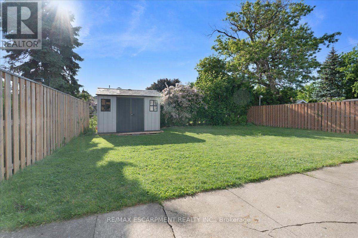 128 East 39Th Street, Hamilton, ON - Outdoor