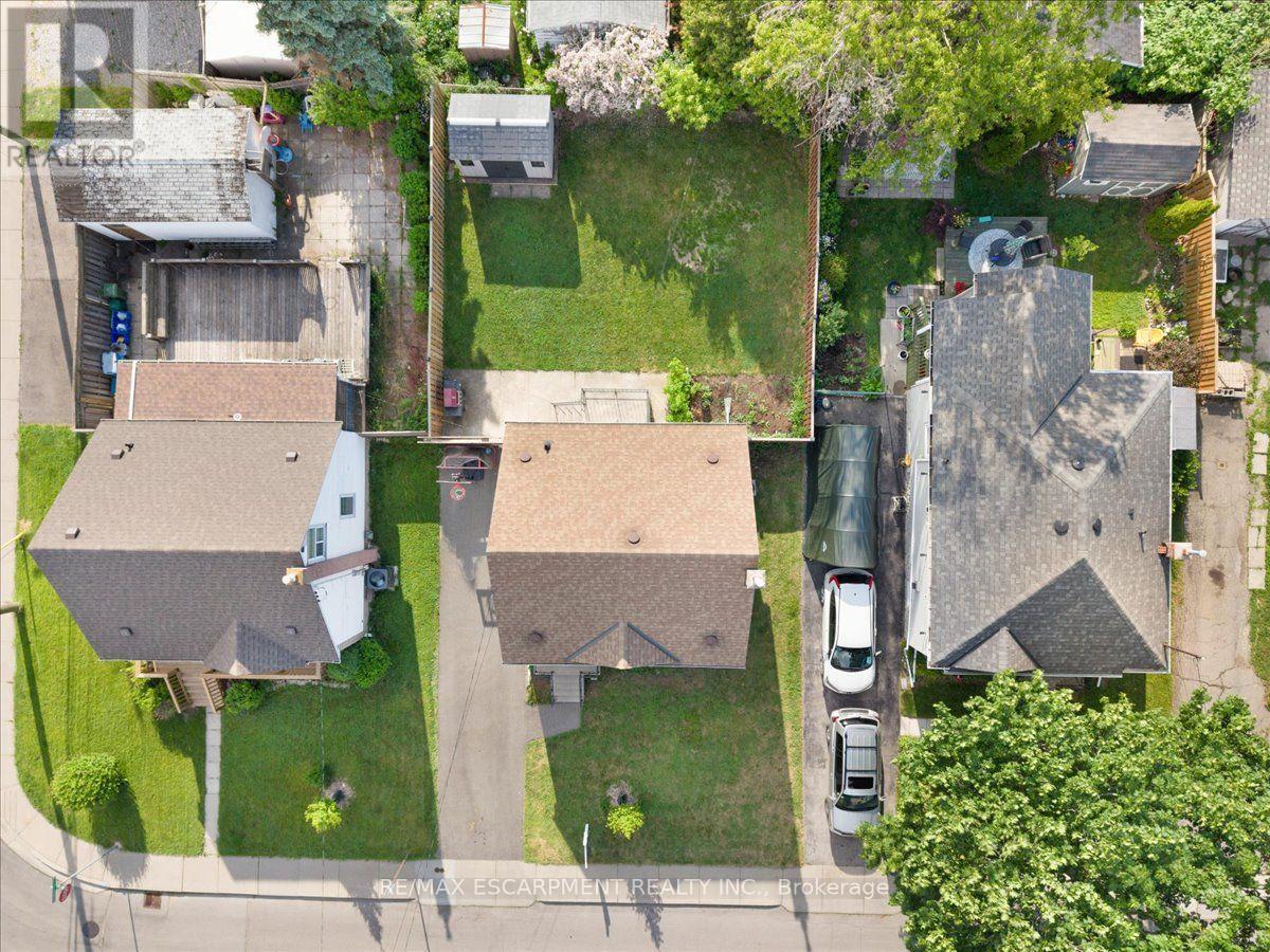 128 East 39Th Street, Hamilton, ON - Outdoor