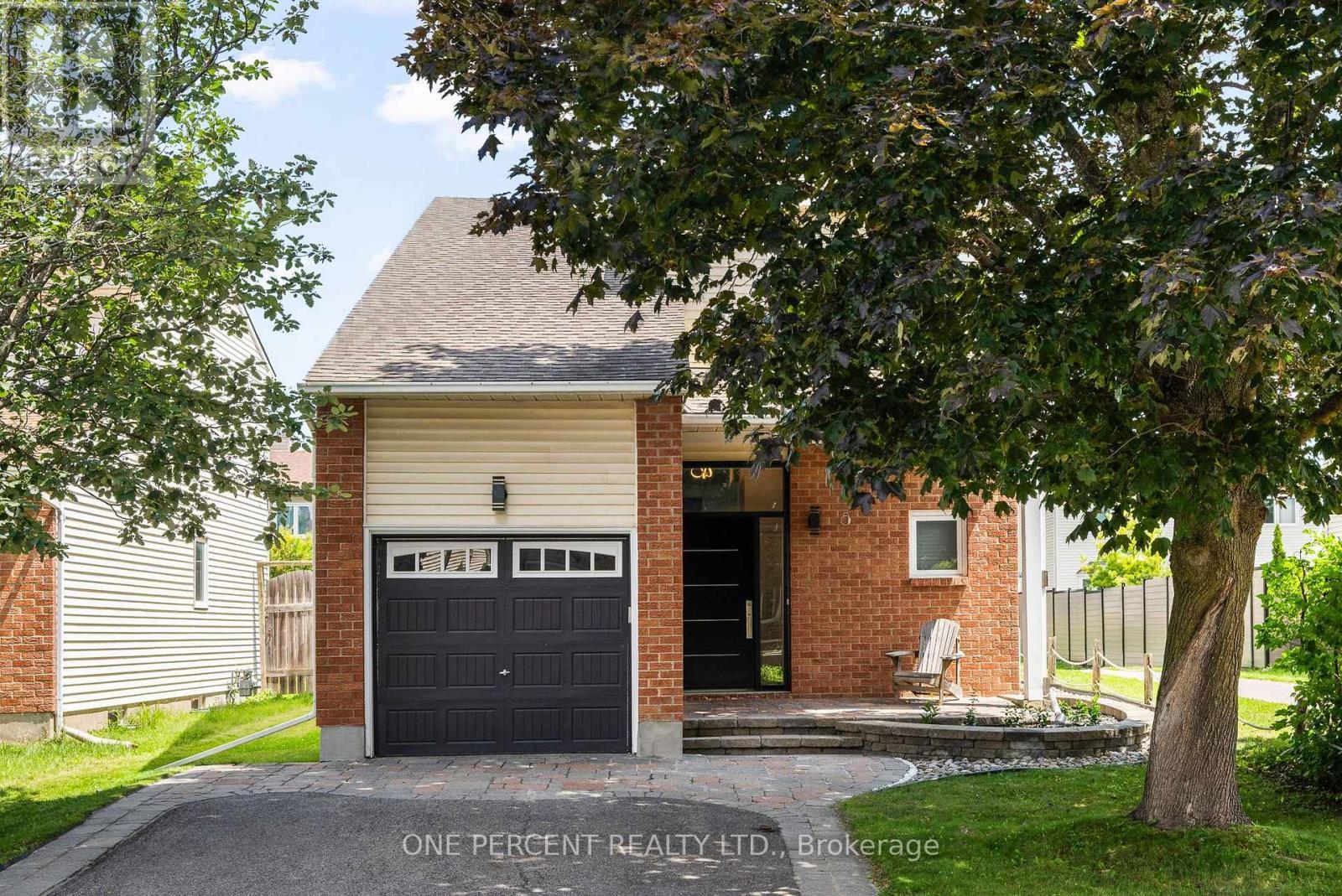 8 Rastila Crescent, Ottawa, ON - Outdoor